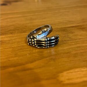 Skeleton Hand Wrap Ring